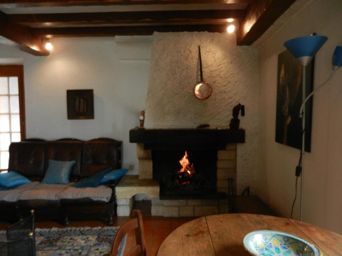 Gite Familial Fouga Bareilles Exterior foto